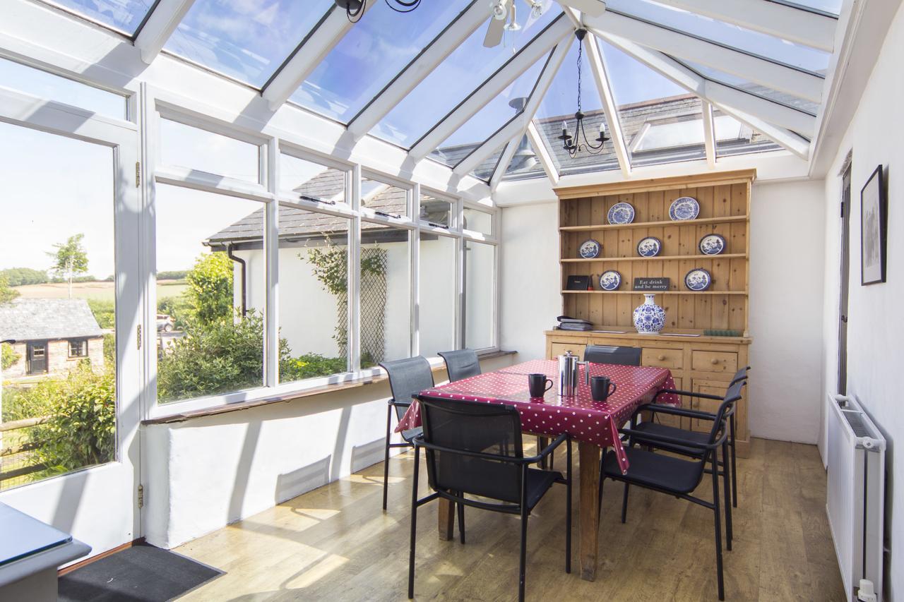 Three Gates Farm Holiday Cottages Huntsham エクステリア 写真