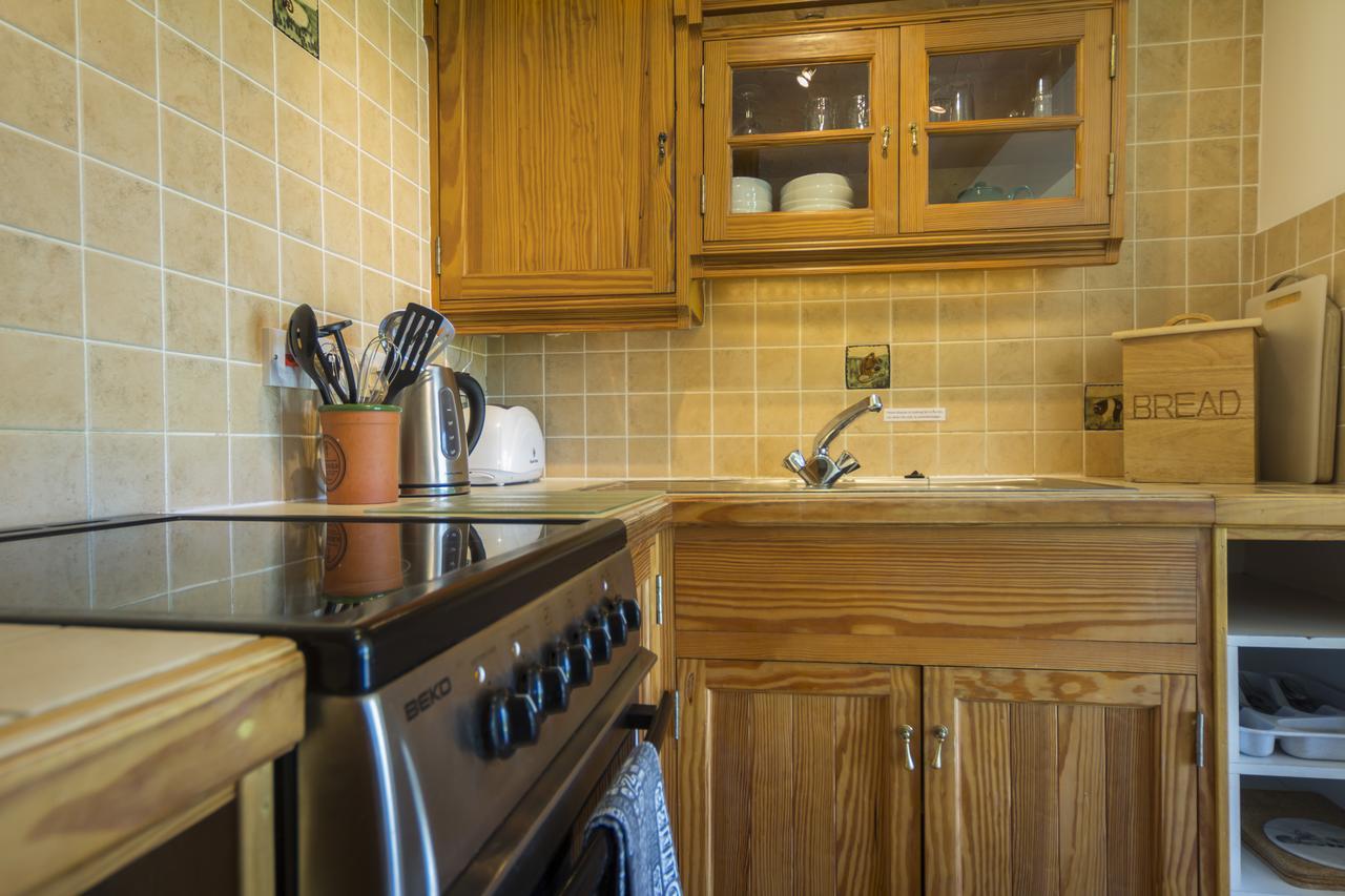 Three Gates Farm Holiday Cottages Huntsham エクステリア 写真