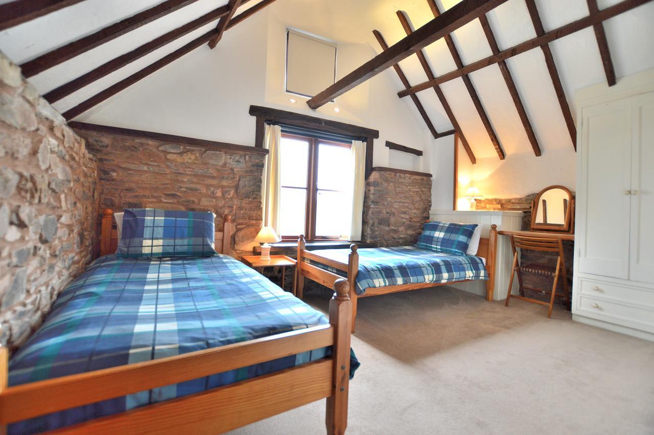 Three Gates Farm Holiday Cottages Huntsham エクステリア 写真