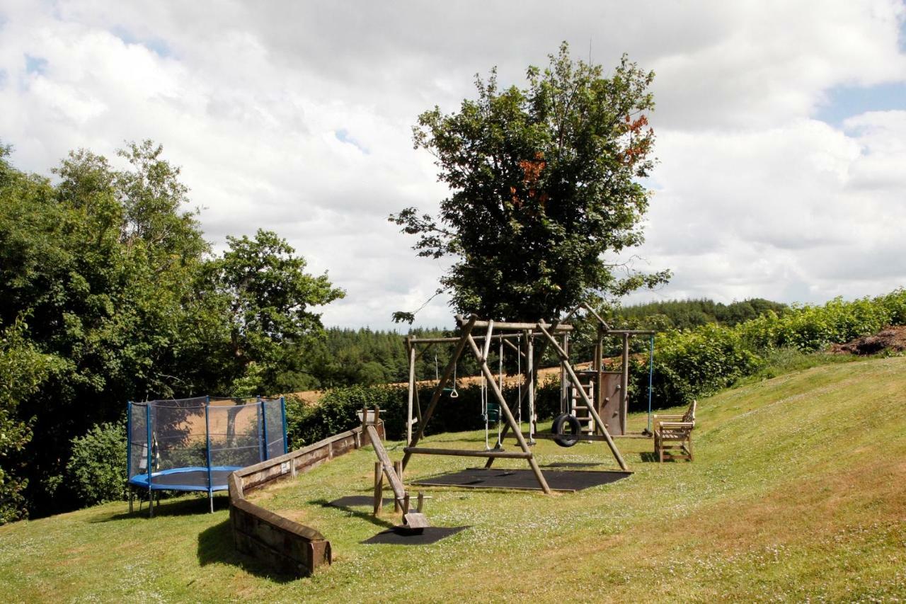 Three Gates Farm Holiday Cottages Huntsham エクステリア 写真